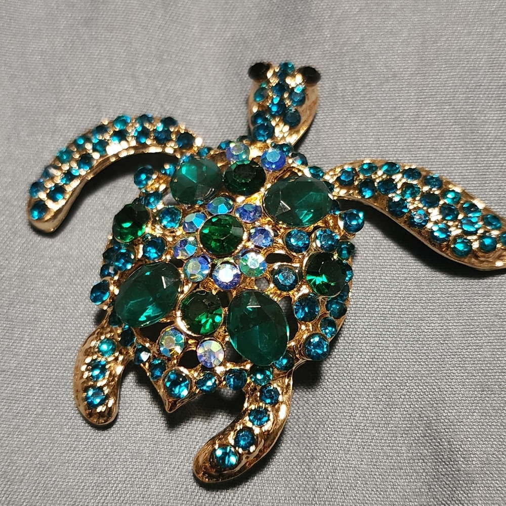 Turtle Brooche